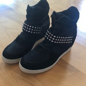 Steve Madden Olympa-S size 8